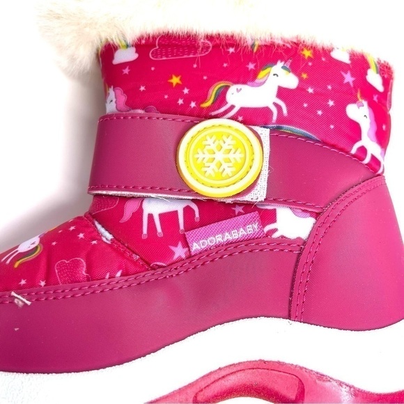 𝅺NEW Adorababy Pink Unicorn Faux Fur Snowflake Strap Boots US 9 Toddler - Picture 5 of 6